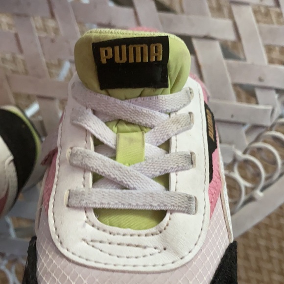 NEW USED PUMA GIRLS SLIP ON ADORABLE SWEET SNEAKERS👟❤️ - Picture 9 of 12